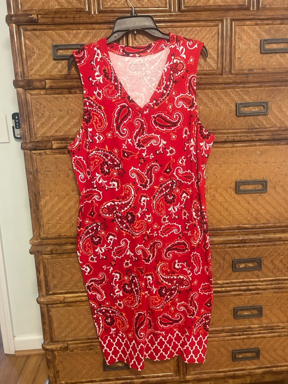 Kim Rogers Red Paisley V-Neck Midi Dress